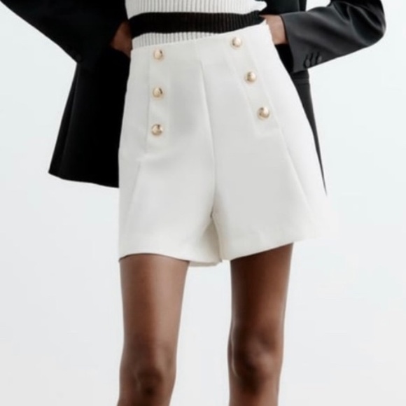 Zara Pants - Zara high waisted shorts with gold buttons
